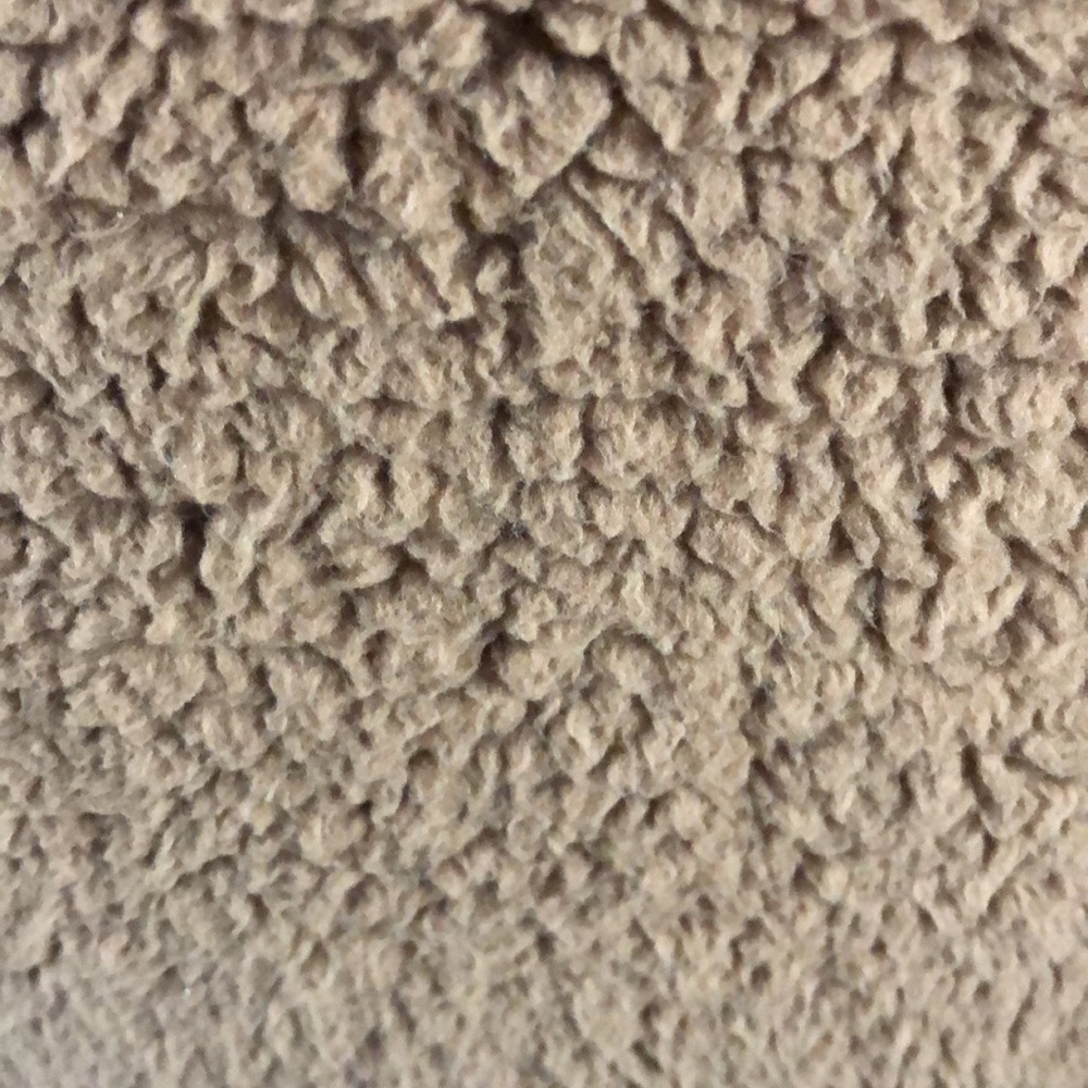 Fuzzy half zip - Picture 5 of 5